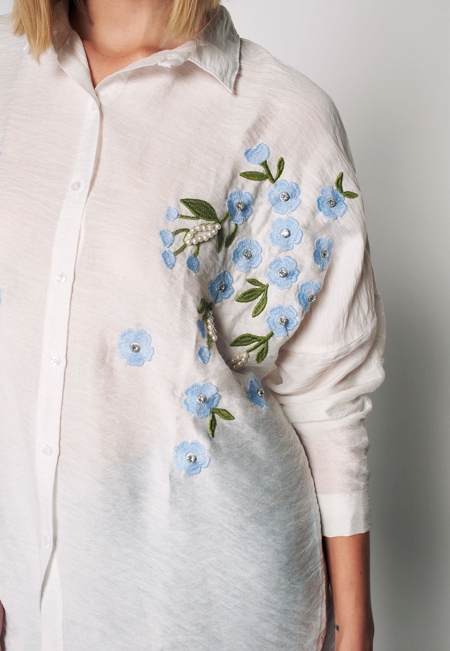 Women's Floral Embroidery Oversised Shirt