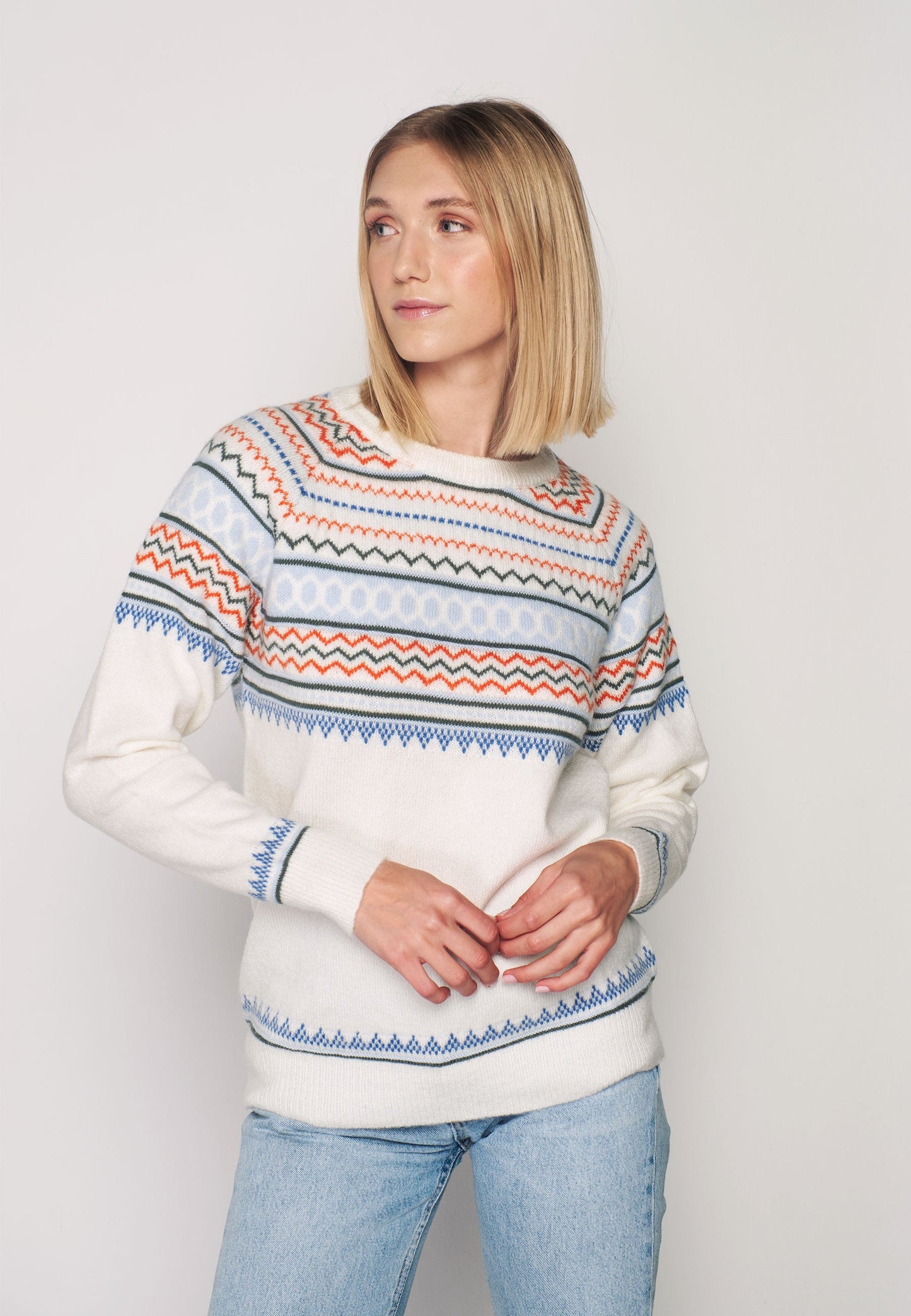 Soft Long Sleeve Blue Detailed Pullover - White