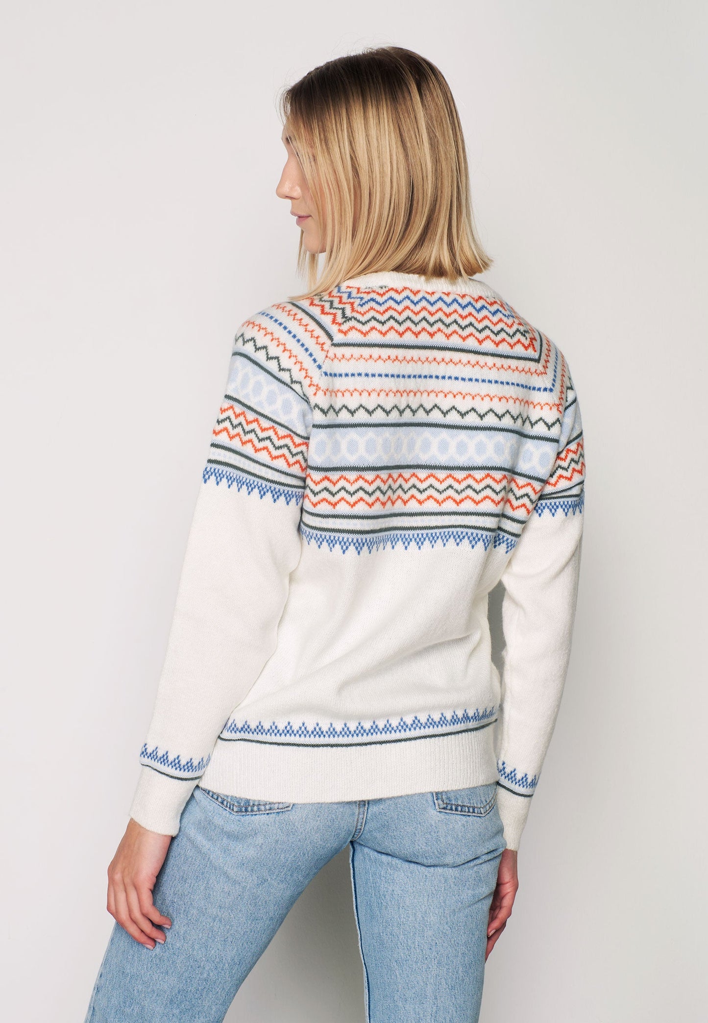 Soft Long Sleeve Blue Detailed Pullover - White