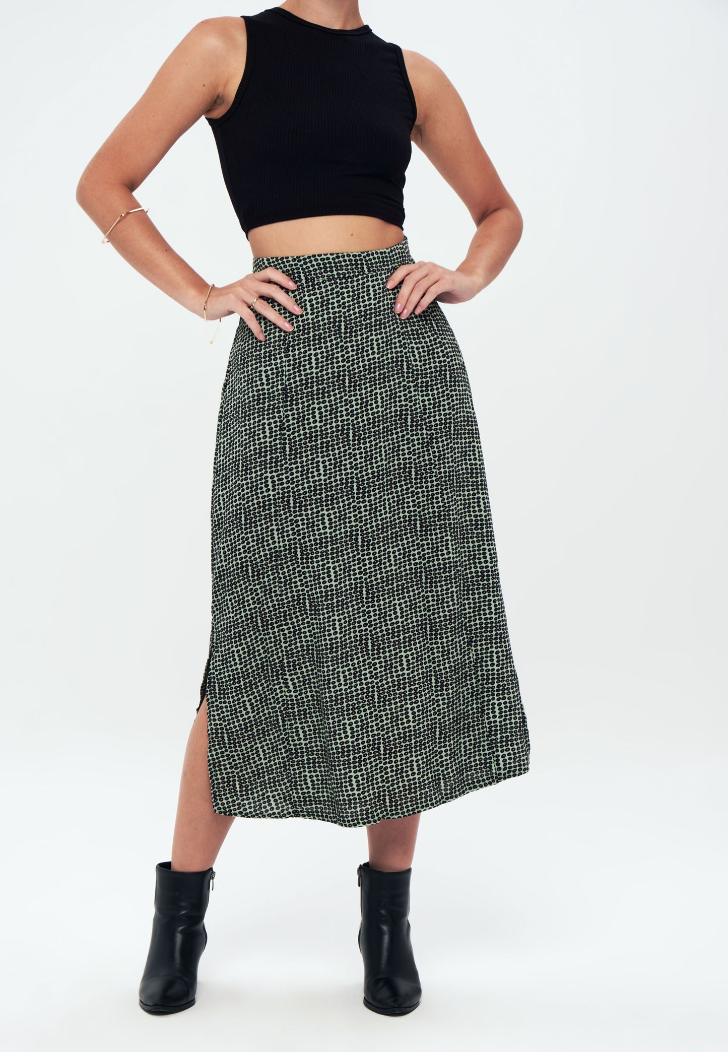 Herita Printed Long Slit Skirt Mix Color