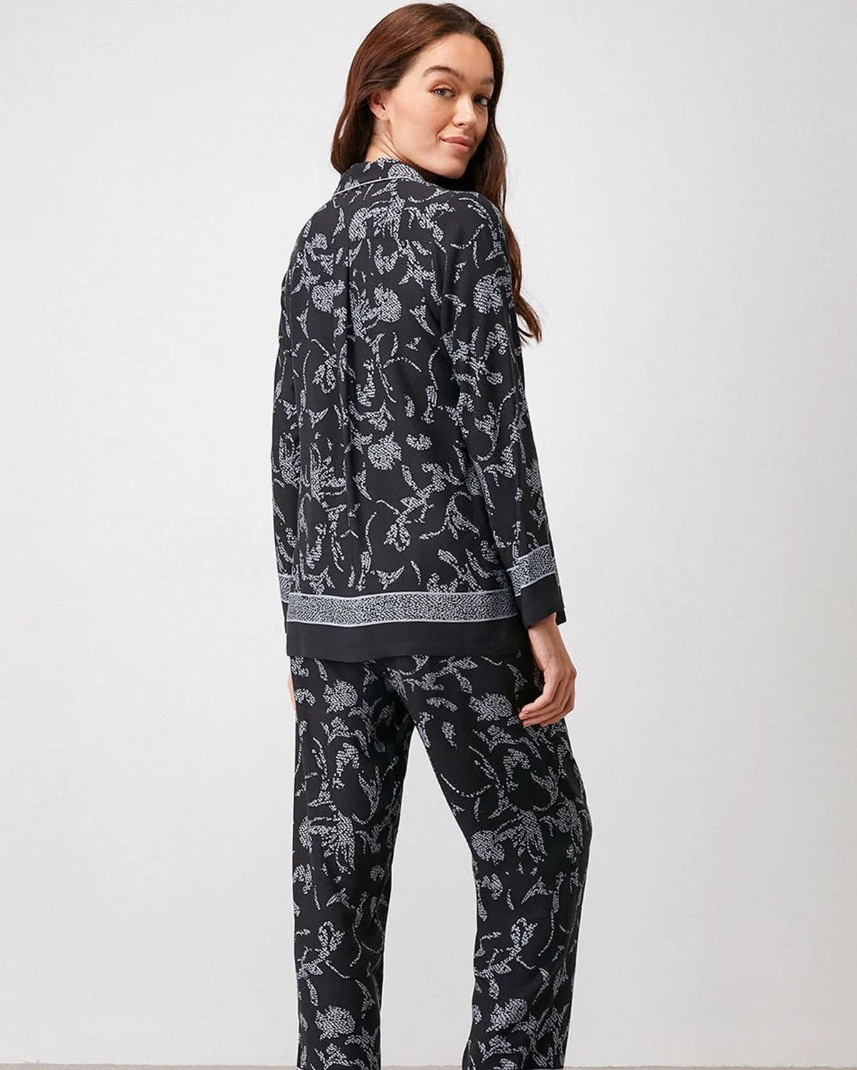 Patterned Pyjama Set - Black & White